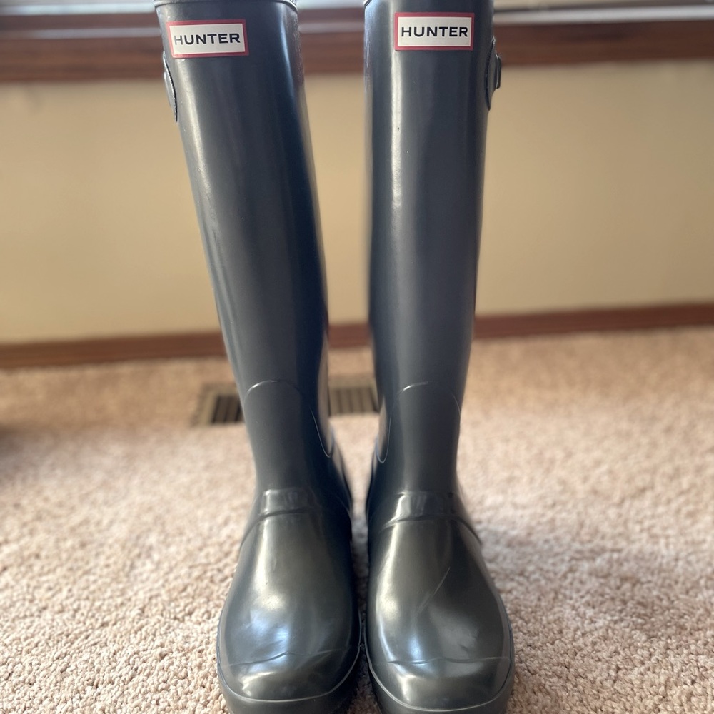 Grey Gloss Tall Hunter boots, US SIZE 7